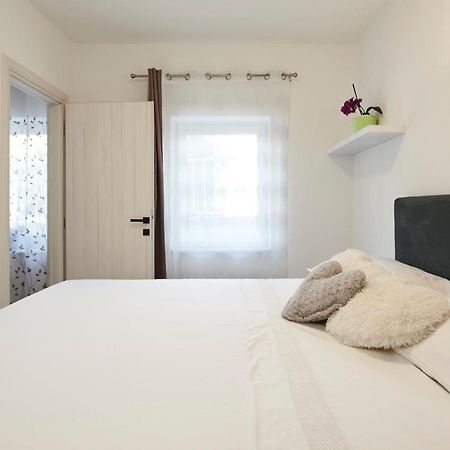 Apartment Josip Ciovo トロギール エクステリア 写真