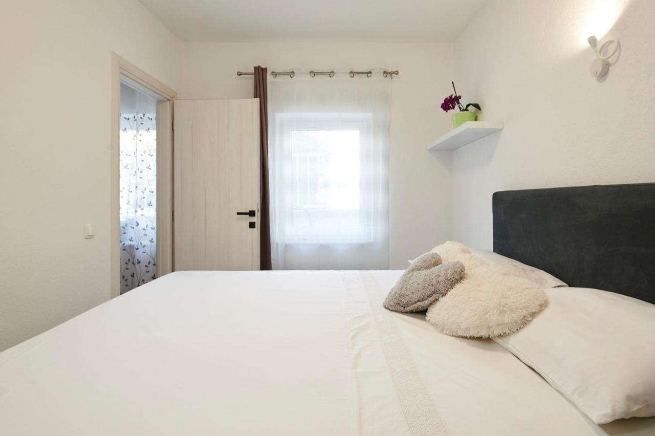 Apartment Josip Ciovo トロギール エクステリア 写真